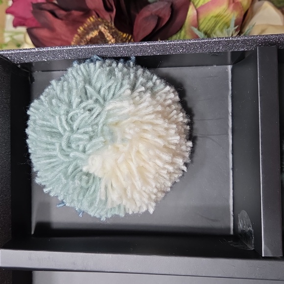 Cozy Winter Hat and Pom-Pom Set - Mint Green w/2 Extra Interchangeable Pom-Poms - Picture 3 of 6